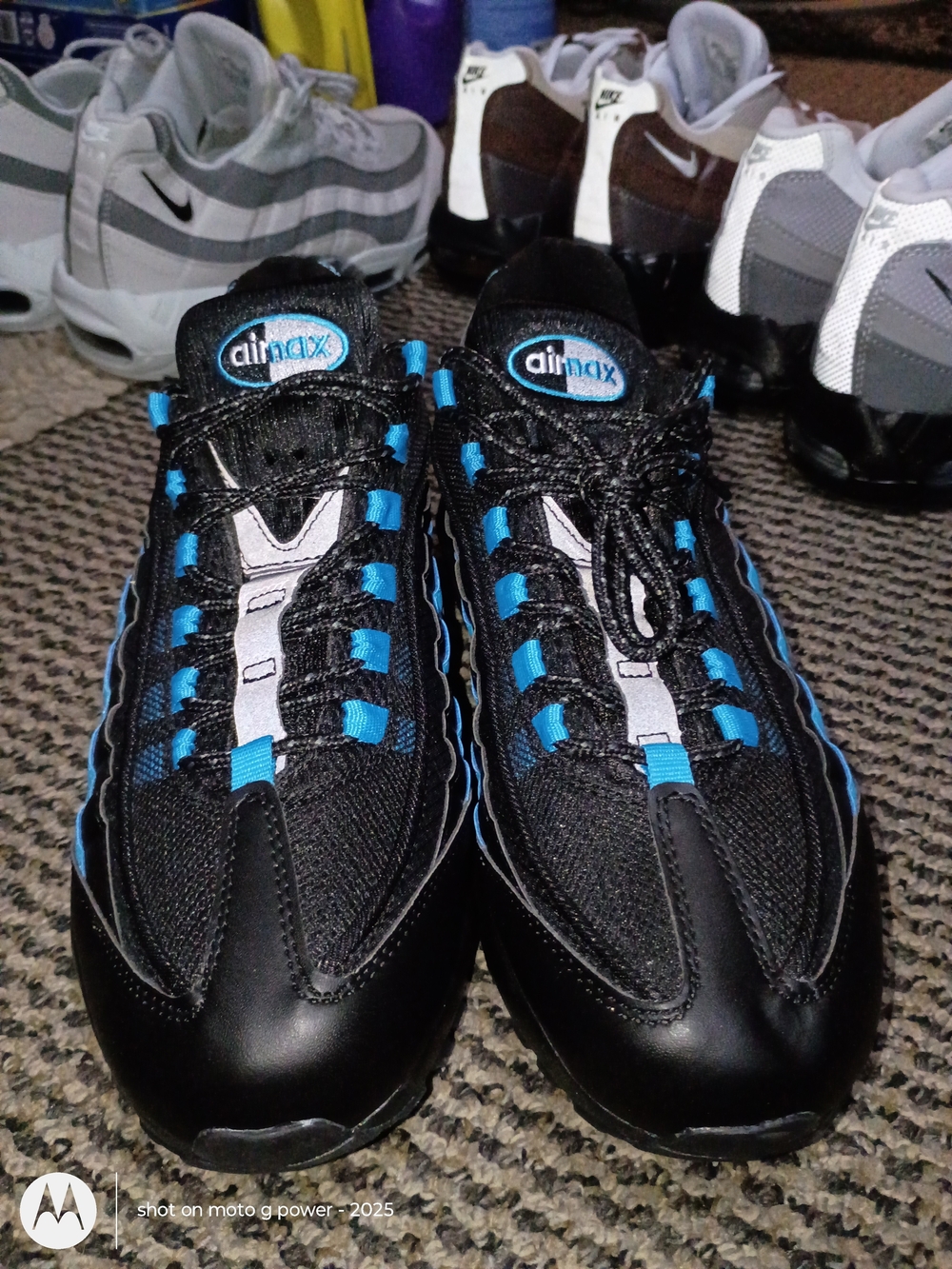 Nike Air Max 95s Men’s Black and Blue Athletic Shoes